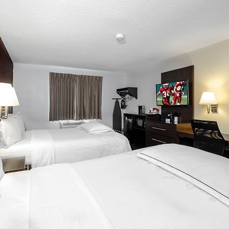 Red Roof Inn Plus+ & Suites Malone Exterior foto