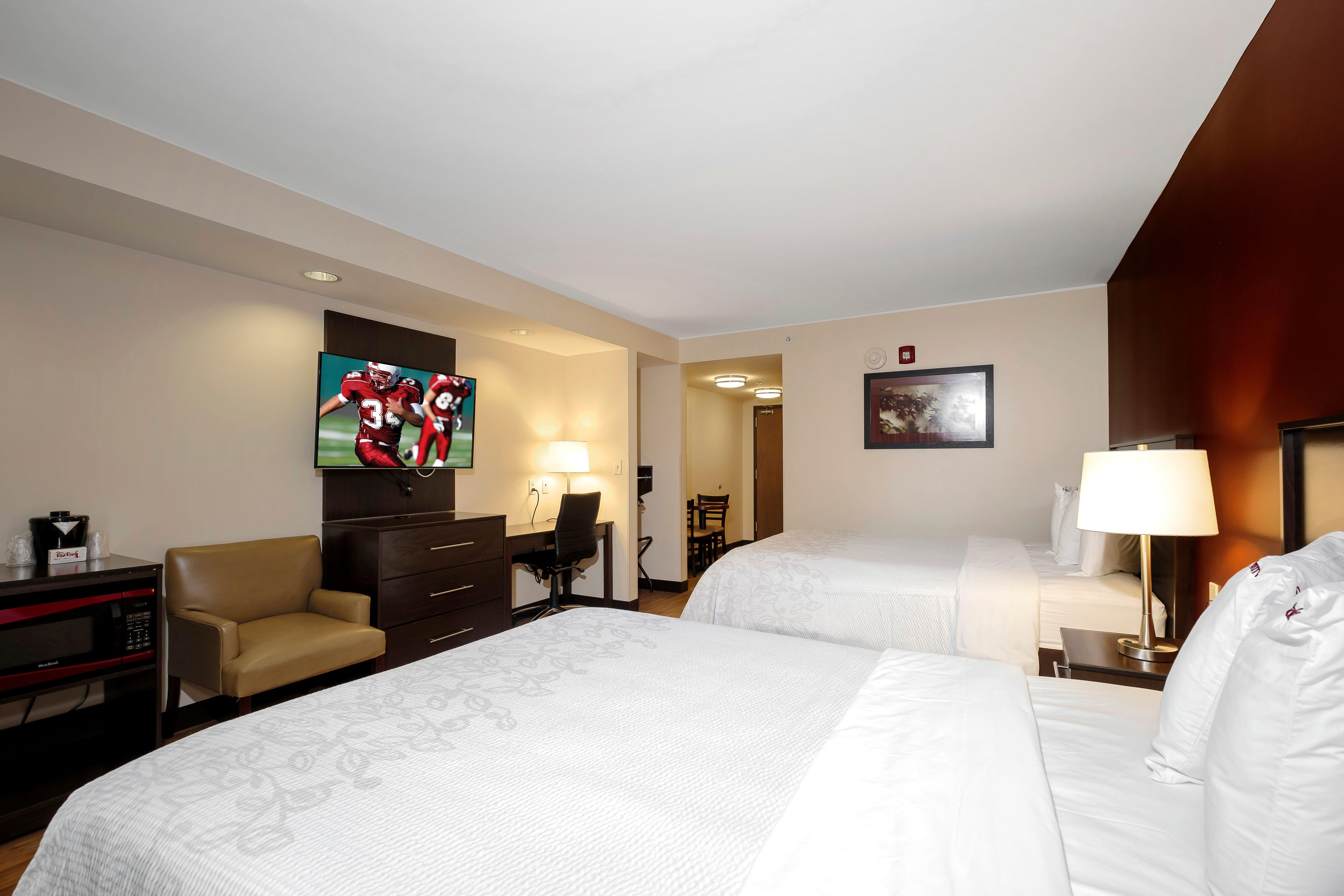 Red Roof Inn Plus+ & Suites Malone Exterior foto